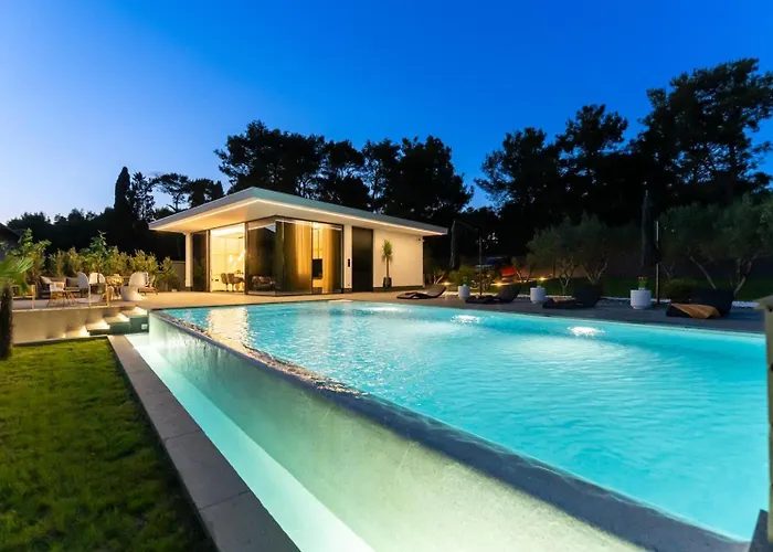 Matos Estate Zadarvillas * Diklo