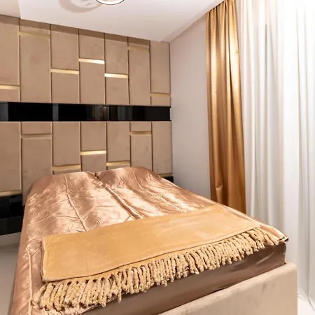 וילה Matos Estate Zadarvillas דיקלו
